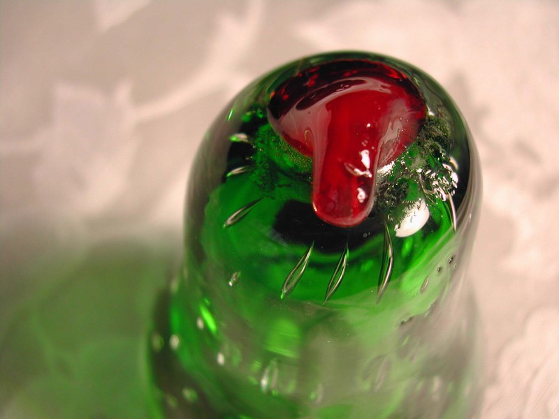 Seed (Bubble) Glass Art Glass Pear Paperweight