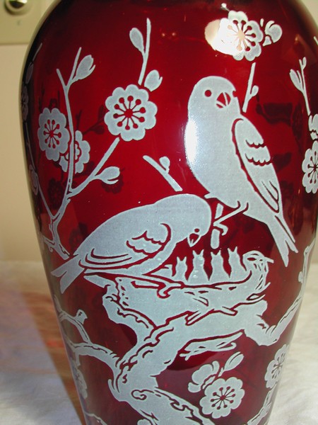 Anchor Hocking Royal Ruby Hoover Vase - Birds & Dogwood