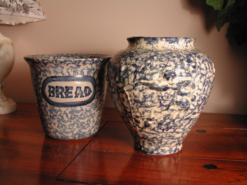Blue & White Spongeware Bread Pot