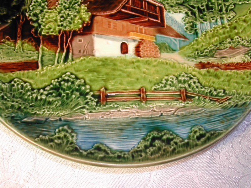 Lovely Vintage Zell German Majolica Plaque Plate