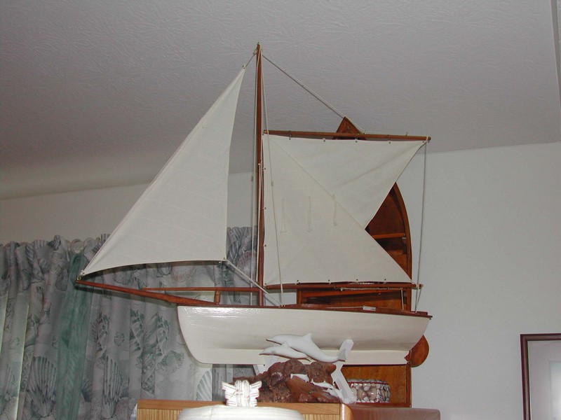 Old Wooden Pond Yacht Sailboat Dingy