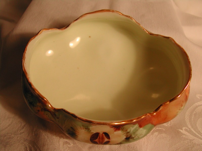 A Hand Painted J&C Footed Bowl Bavaria Germany c.1902