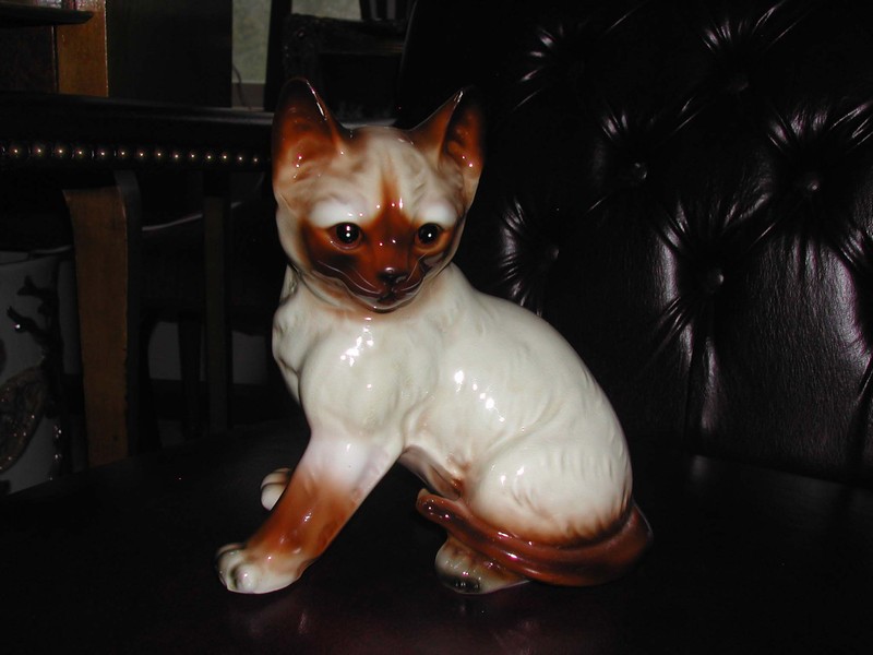 A Charming Vintage UCGC Siamese Kitten Ceramic