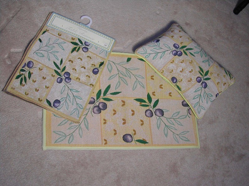Olive Garden Tapestry Accent Rug New