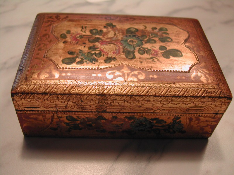 Vintage Gilded Wood Roses English Trinket Box