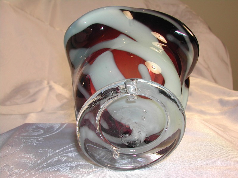 Fantastic Amethyst & White Art Glass Footed Bowl