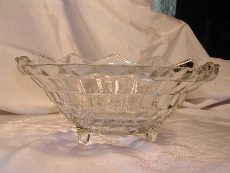 American Whitehall Cube Style Footed Fruit Bowl Retro