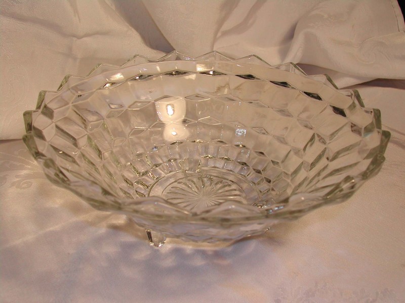 American Whitehall Cube Style Footed Fruit Bowl Retro