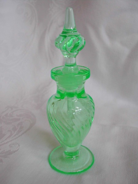 Tiffin (US Glass Co.) Milady Spiral Optic Green Glass Perfume