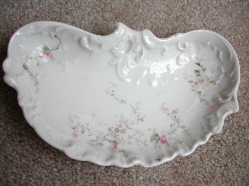 Theodore Haviland Limoges France Bone Dish Schleiger # 150