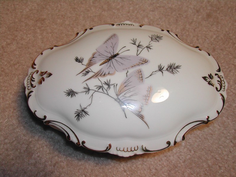 Elegant Limoges France Powder Jar Butterflies